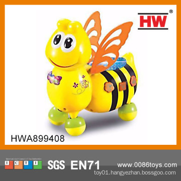 Funny cartoon musical bee b/o bulk plastic animal toys for kids